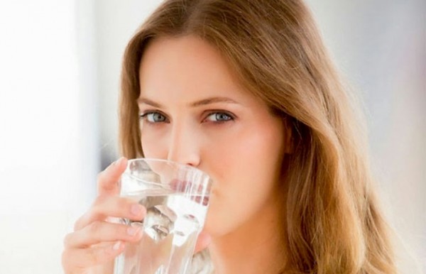 Súc miệng nước muối có tác dụng gì? Đâu là nước súc miệng tốt nhất hiện nay